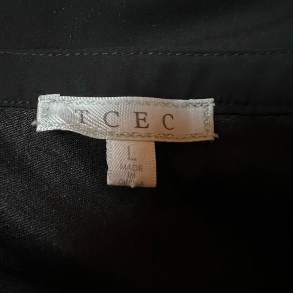 TCEC dress with pattern button lining - large - Picture 7 of 9